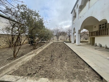 Novxanıda 5 otaqlı həyət evi satılır, 200 m², 288 000 AZN, şəkil 2 / 12
