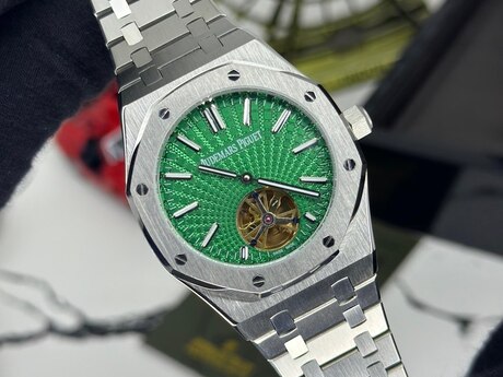 Audemars Piguet Royal Oak Flying qol saatı 