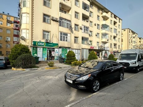 1 otaq · 54 m² · 4/6 mərtəbə, Qurtuluş 93
