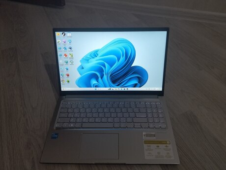 Noutbuk Asus 256GB/16GB