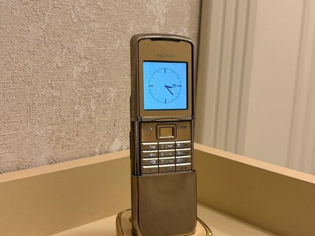 Nokia 8800 Sirocco Gold Nokia 8800 Sirocco Gold