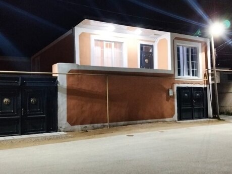 Mərdəkanda 6 otaqlı həyət evi satılır, 200 m², 105 000 AZN, şəkil 2 / 12