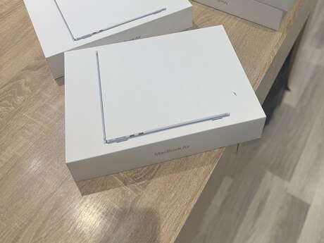 Apple Macbook Air 13-inch M5 chip 16/512GB