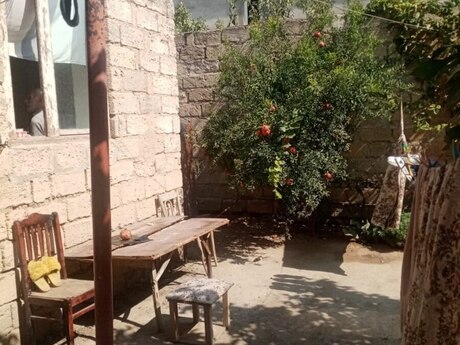 Həyət evi, Şağan qəs. Həyət evi, Şağan qəs.