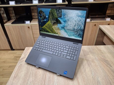 Noutbuk Dell Vostro 3500 i7 11 