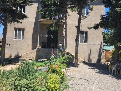9 otaqlı ev, 300 m², Yeni Ramana, 2 400 000 AZN