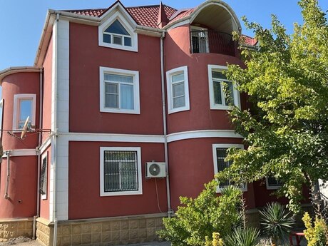 11 otaq · 350 m² · 1/1 mərtəbə, Novxanı