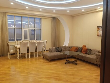 3 otaq · 160 m²