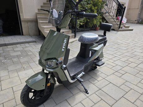 Elektrik moped skuter, 2024 il Elektrik moped skuter, 2024 il