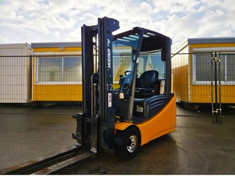 Elektrokar Jungheinrich EFG215, 2026 il