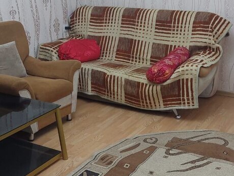 M.Ə.Rəsulzadədə 3 otaqlı həyət evi kirayə verilir, 50 m², 500 AZN/ay, şəkil 3 / 9