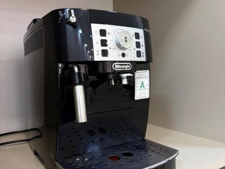 Qəhvə maşını Delonghi Magnifica S Qəhvə maşını Delonghi Magnifica S