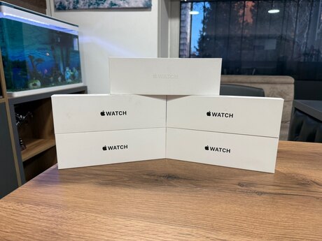 Apple Watch SE 3 Aluminum Midnight 44mm Apple Watch SE 3 Aluminum Midnight 44mm