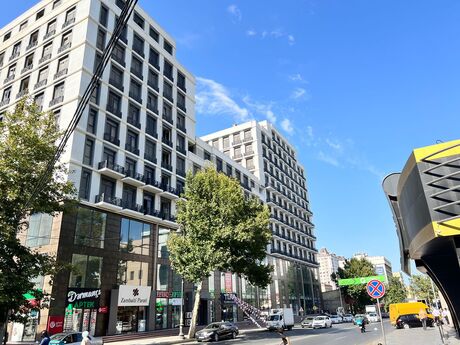 Продаётся 4-комнатная квартира в новостройке, Nəsimi, 129 м², 339 900 AZN, фото 2 / 12