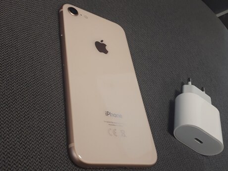 Apple iPhone 8 Gold 64GB