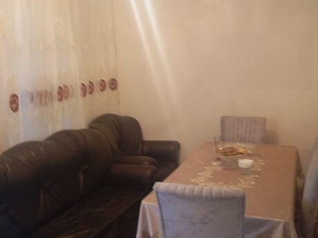 3 rooms · 70 m² · floor 1/1, Binə