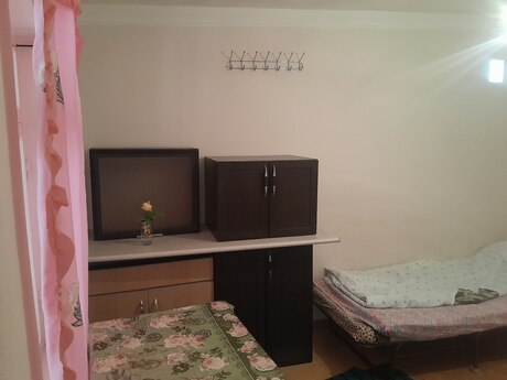 Abşeronda 1 otaqlı həyət evi kirayə verilir, 33 m², 250 AZN/ay, şəkil 2 / 12