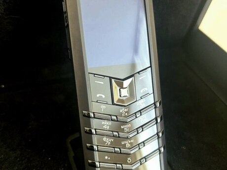 Vertu Signature S Design Pure Black White Diamonds 4GB