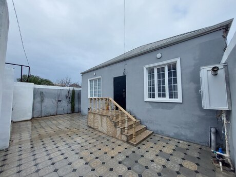 4 otaq · 200 m²