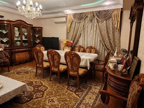 3-комн. · 70 m²