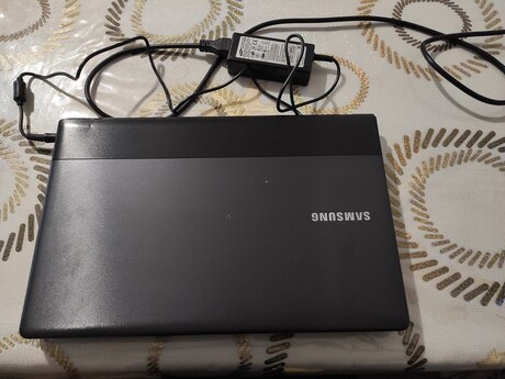 Noutbuk Samsung 