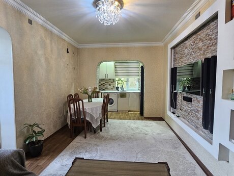 Dərnəgüldə 2 otaqlı köhnə tikili mənzil satılır, 55 m², 154 000 AZN, şəkil 3 / 12