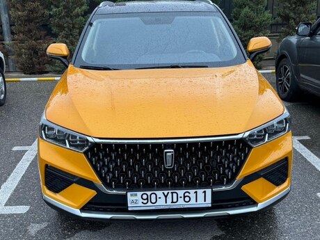 Bestune T77, 2023 il