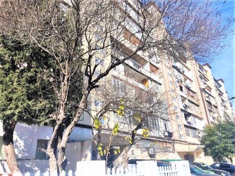 3-otaqlı mənzil, Binəqədi r., 85 m² 3-otaqlı mənzil, Binəqədi r., 85 m²