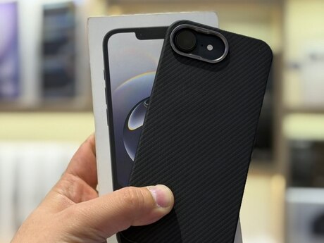 Apple iPhone 16e Black 128GB/8GB