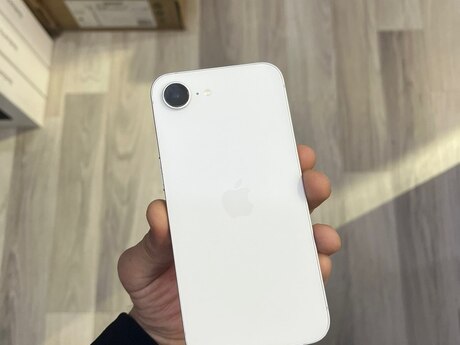 Apple iPhone 16e White 128GB/8GB