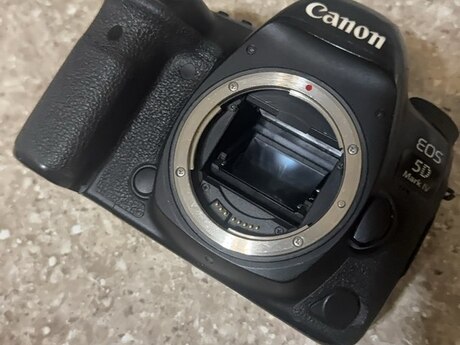Fotoaparat Canon EOS 5D Mark 4