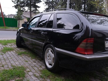 Mercedes C 180, 1998 il