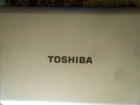 Noutbuk Toshiba
