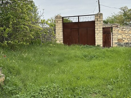 31 sot torpaq sahəsi, Üçtəpə qəs.