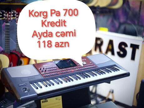 Sintezator Korg Pa700