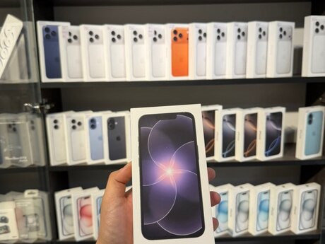 Apple iPhone 17e Black 256GB/8GB