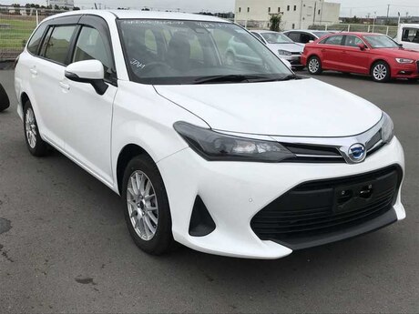 Toyota Fielder icarəsi