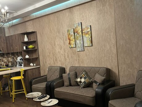 2-otaqlı yeni tikili kirayə verilir, Xətai r., 100 m² 2-otaqlı yeni tikili kirayə verilir, Xətai r., 100 m²