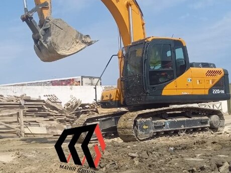 Ekskavator Hyundai, 2016 il Ekskavator Hyundai, 2016 il
