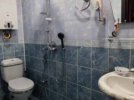 Xalqlar Dostluğunda 3 otaqlı köhnə tikili mənzil satılır, 60 m², 116 000 AZN, şəkil 5 / 9