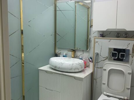 Əhmədlidə 5 otaqlı köhnə tikili mənzil satılır, 120 m², 235 000 AZN, şəkil 3 / 12