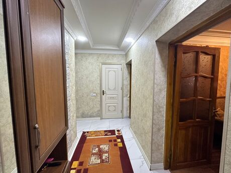 Əhmədlidə 5 otaqlı köhnə tikili mənzil satılır, 120 m², 235 000 AZN, şəkil 4 / 12