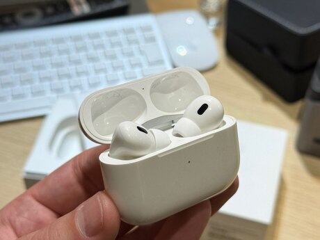 AirPods Pro 2 Type-C AirPods Pro 2 Type-C