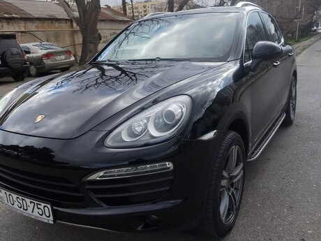 Porsche Cayenne, 2011 il