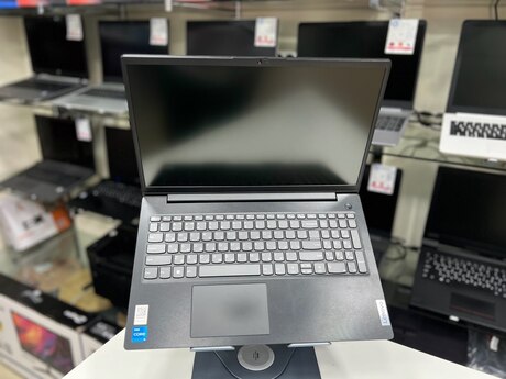 Lenovo V15 G3 noutbuk