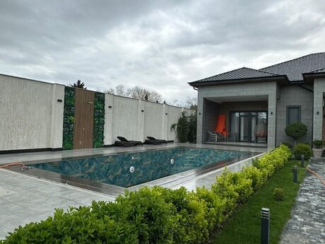 5 otaqlı ev, 250 m², Novxanı, 5 000 AZN