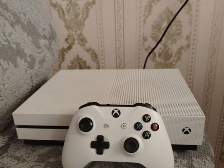 Xbox One S
