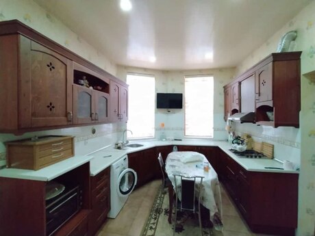 4-room house for sale in Bakıxanov, 150 m², 480 000 AZN, photo 3 / 12