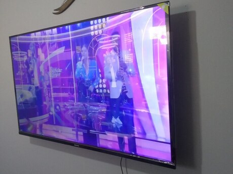 Televizor TCL