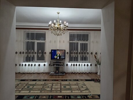 5-комн. · 200 m² · 1/1 этаж, Maştağa